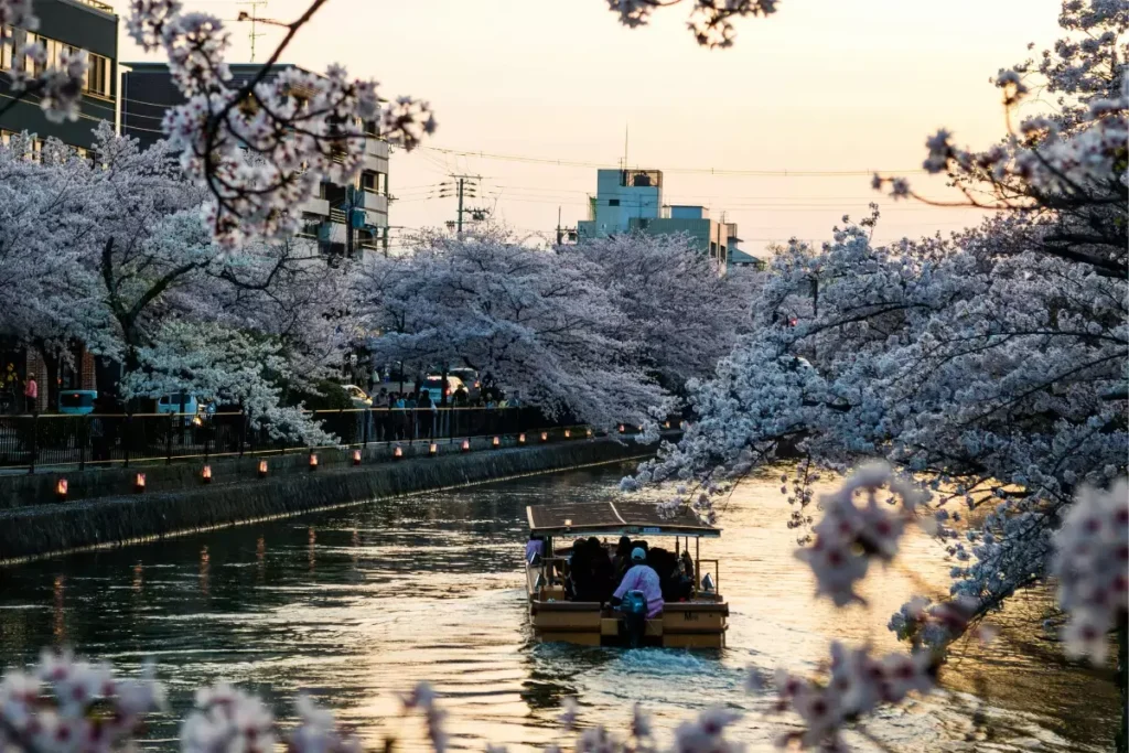 places to visit in japan