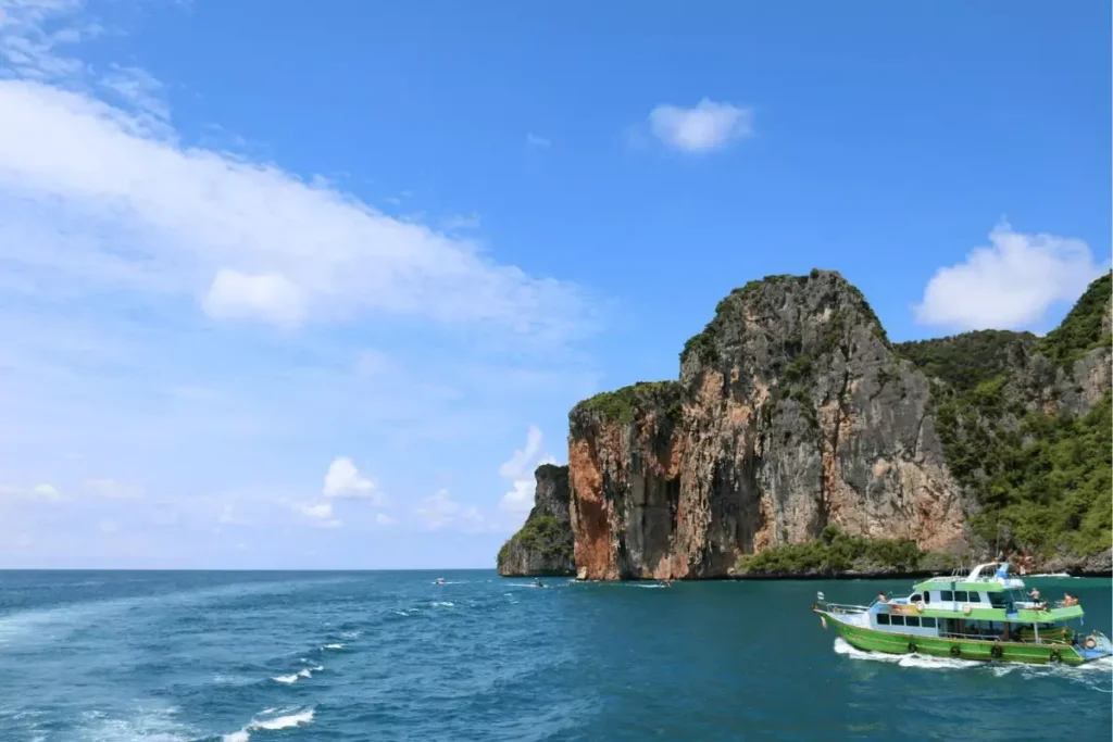 places to visit in thailand